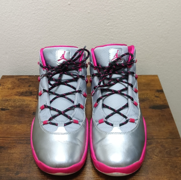 Jordans - Picture 3 of 5